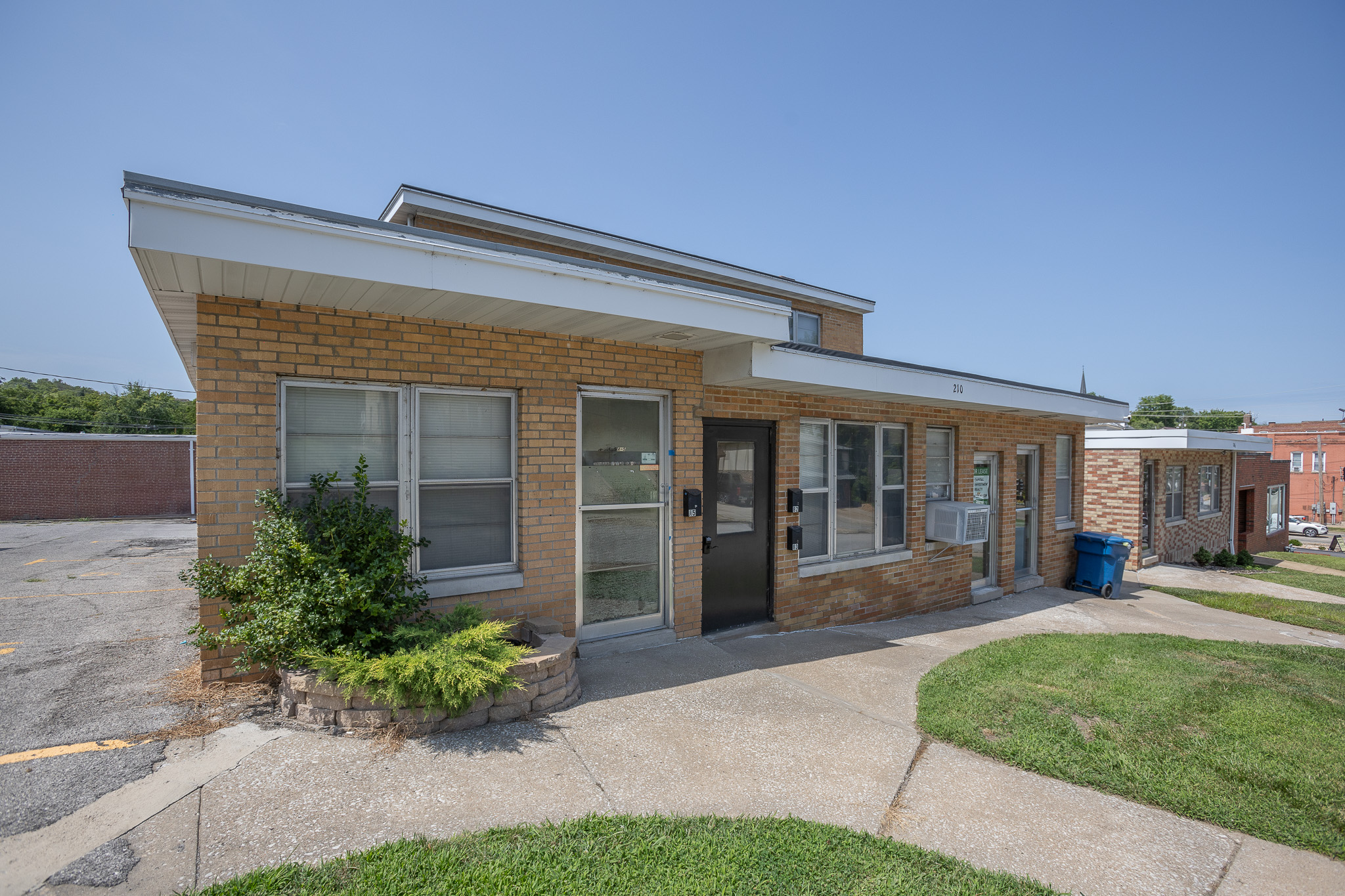 210 East Dunklin Street - B3